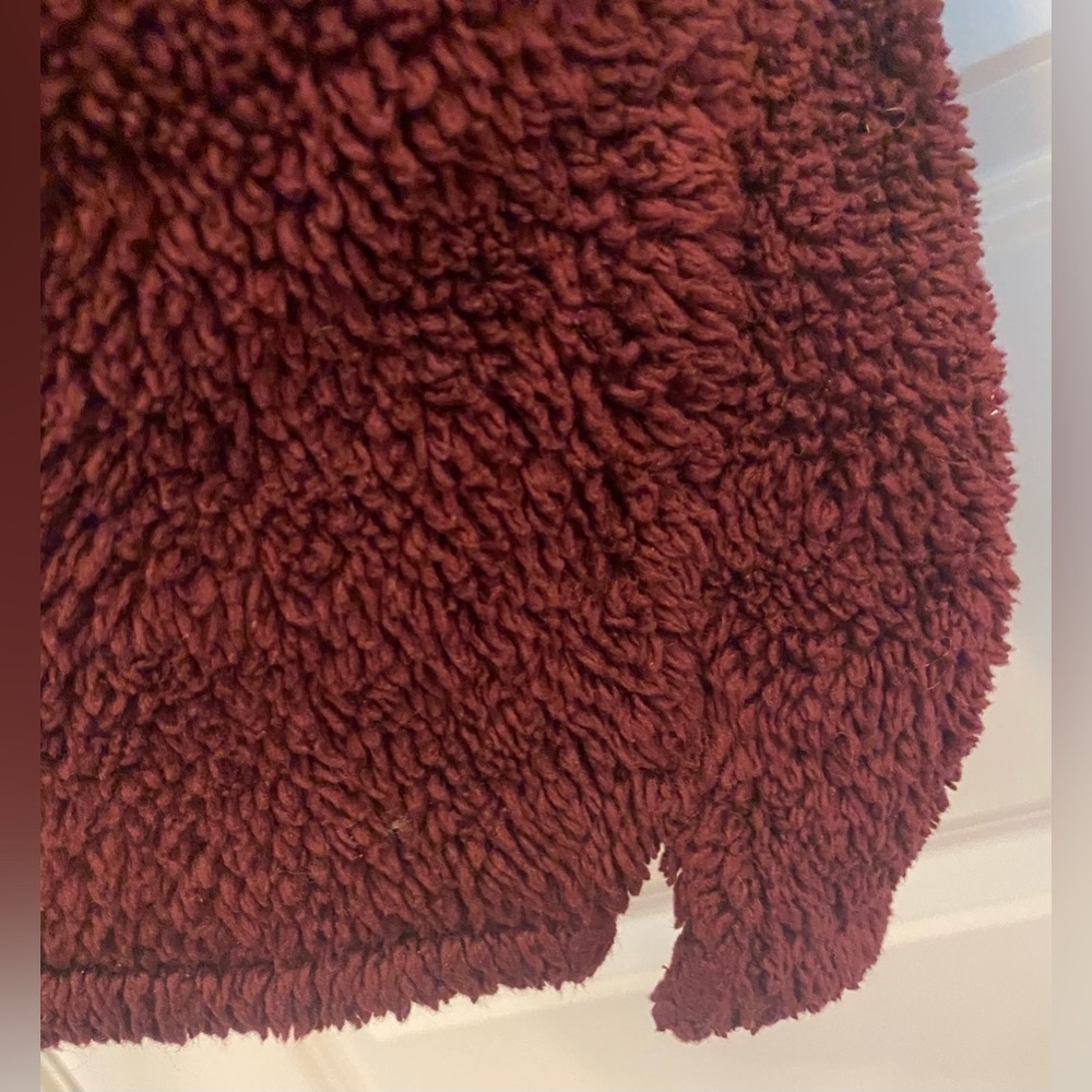 PINK Victoria’s Secret 1/4 Zip Hoodie Sherpa Sz M Burgundy Kangaroo Pocket - Picture 4 of 6